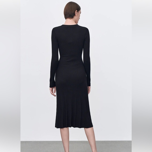 Elegant Black Long Sleeve Sweater Dress with Gold Buttons - Picture 5 of 9